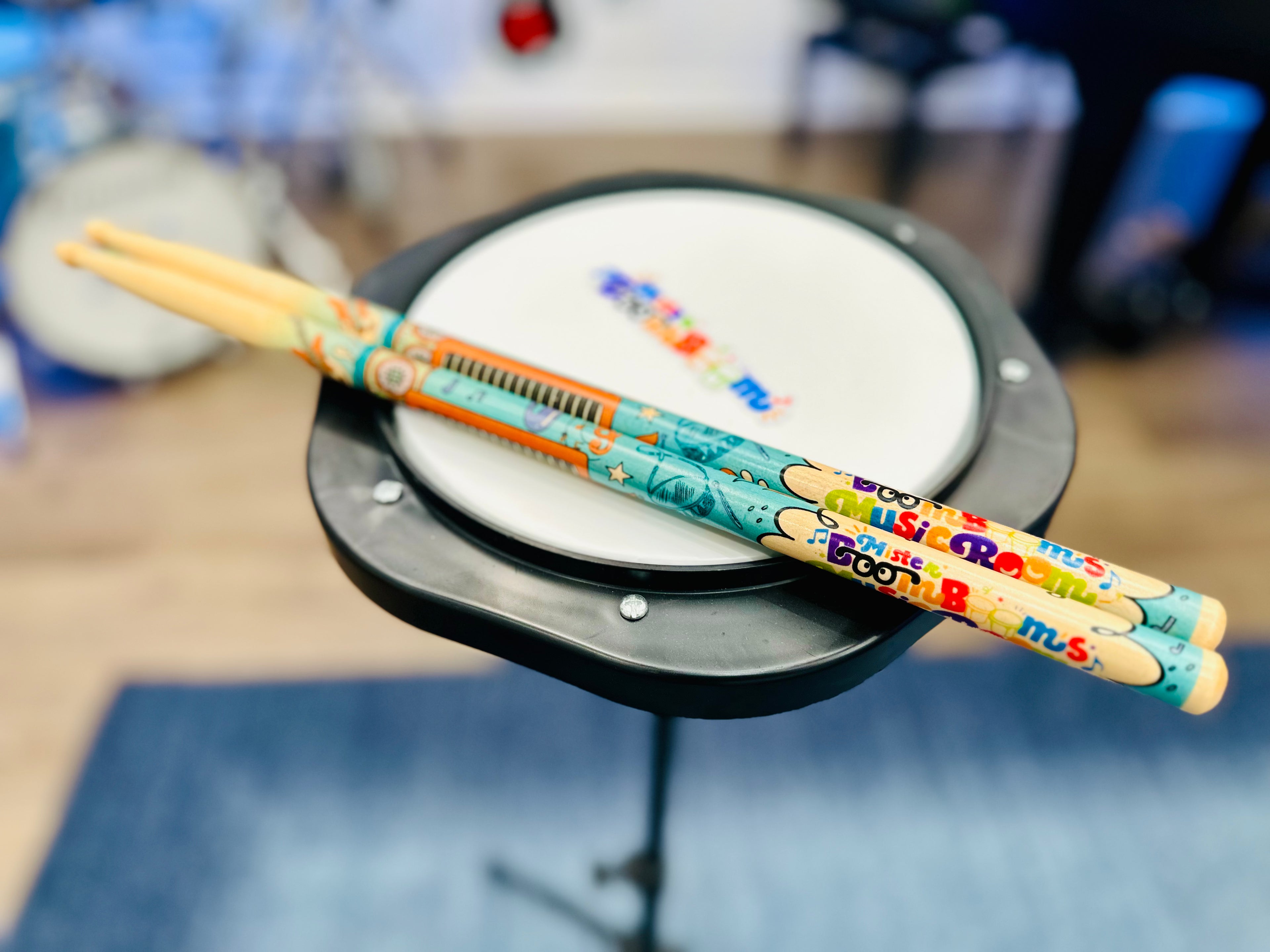 Instruments & Accessories